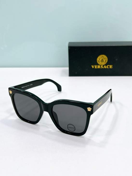 Picture of Versace Sunglasses _SKUfw79568647fw